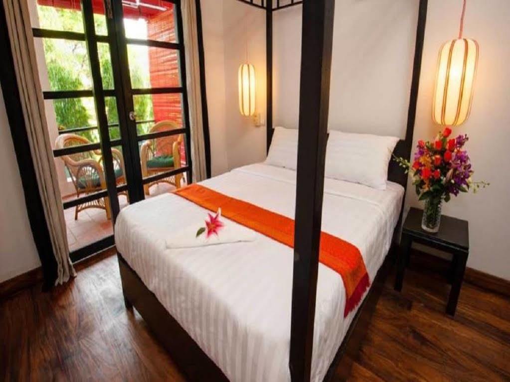 Villa Silk Road Hotel Phnom Penh Zewnętrze zdjęcie